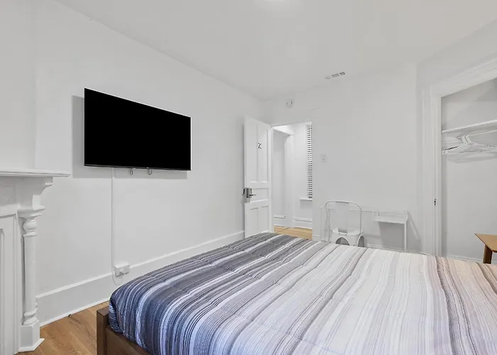 Shadyside 2c Modern And Cozy Private Bedroom With Shared Bathroom Pittsburgh